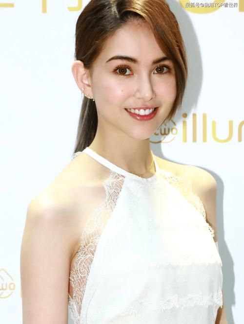 周杰伦老婆昆凌：混血美女的时尚人生与幸福家庭
