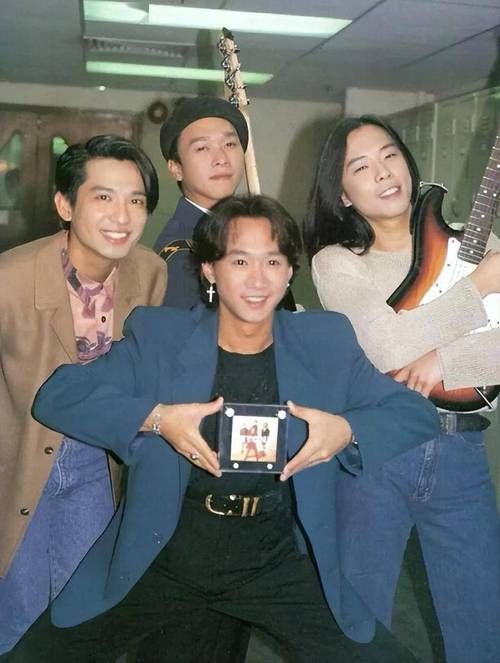 Beyond谁死了？黄家驹意外坠台真相及背后故事