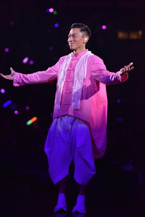 2011刘德华演唱会举办地：一起回顾华仔的风采