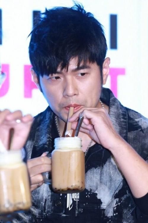 一点点周杰伦也爱喝吗？揭秘天王同款奶茶口味！