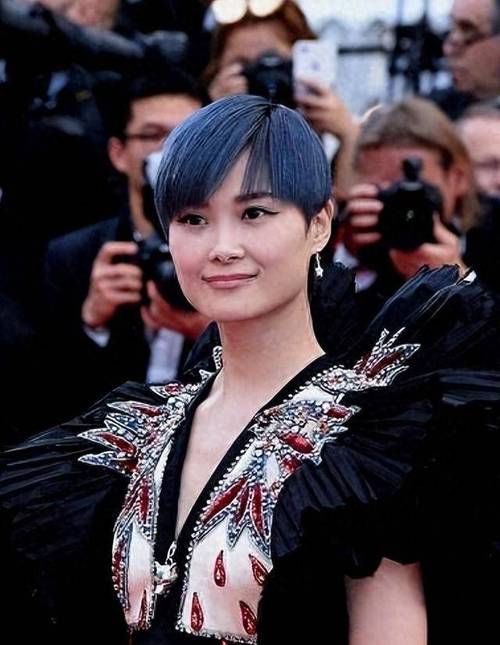 为什么要珍惜李宇春？了解她的成长故事你会找到答案！
