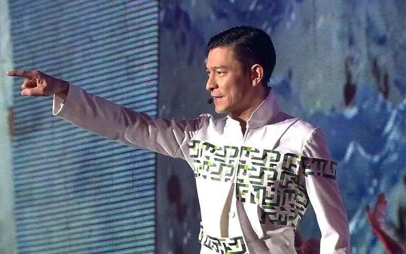 为什么谢谢你的爱刘德华这么火？听听过来人怎么说！