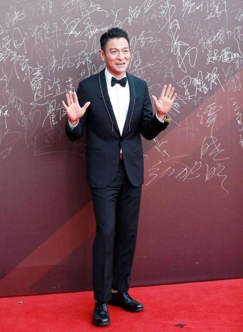 刘德华梅艳芳来生缘是真的吗？揭秘两人深厚情谊的故事。