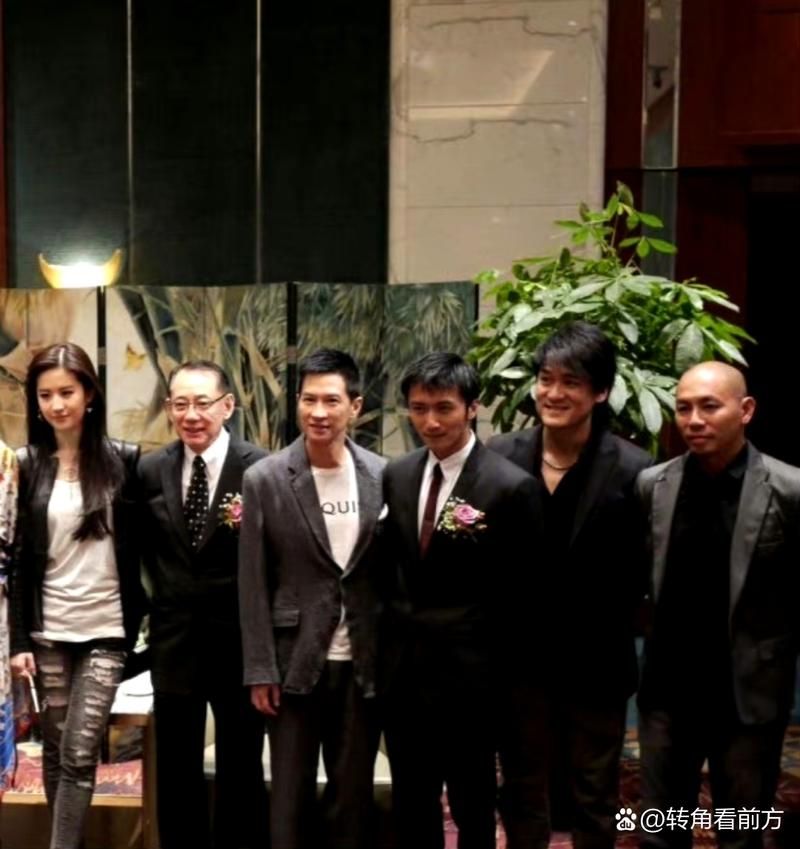 周华健演唱会成龙是嘉宾吗？两人关系大公开！