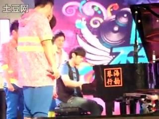 周杰伦在快乐大本营的精彩瞬间，绝对让你大饱眼福！