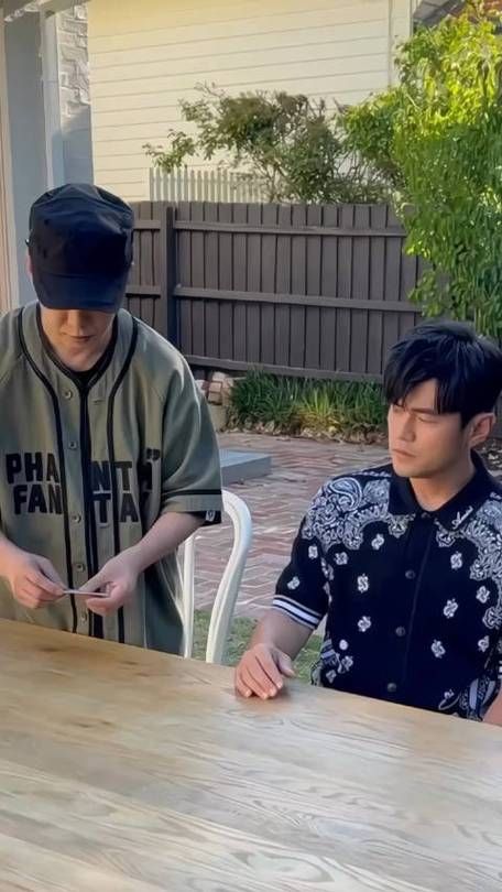 周杰伦快乐大本营表现怎么样？看看他和主持人的有趣互动！