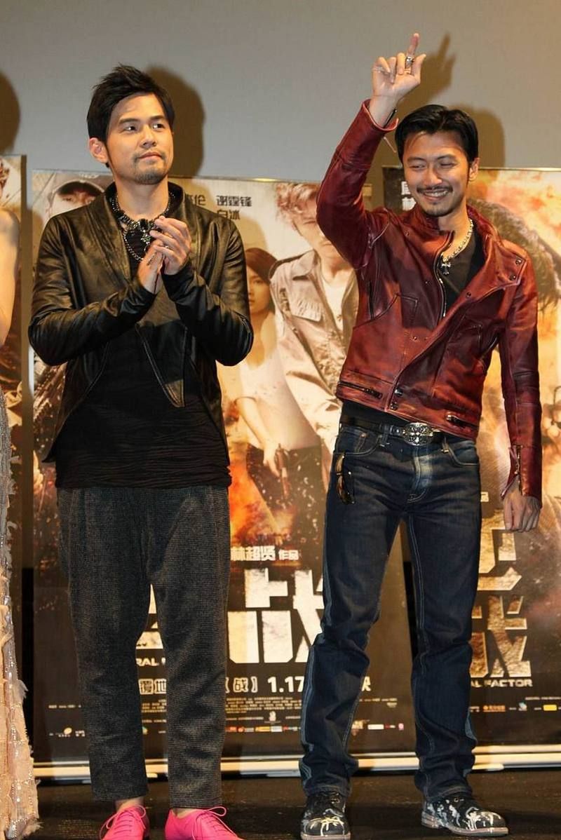 周杰伦谢霆锋演唱会开唱，经典歌曲回忆杀，等你来嗨翻全场！