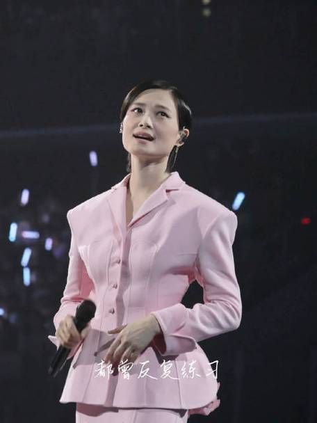 哪里能找到李宇春漂洋过海来看你的完整视频？高清资源看这里！