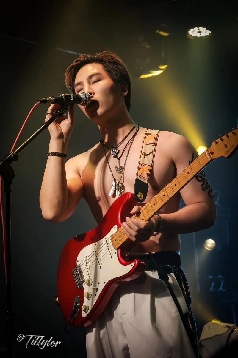 哪里能看黄家驹演唱会高清版？资深歌迷来推荐！