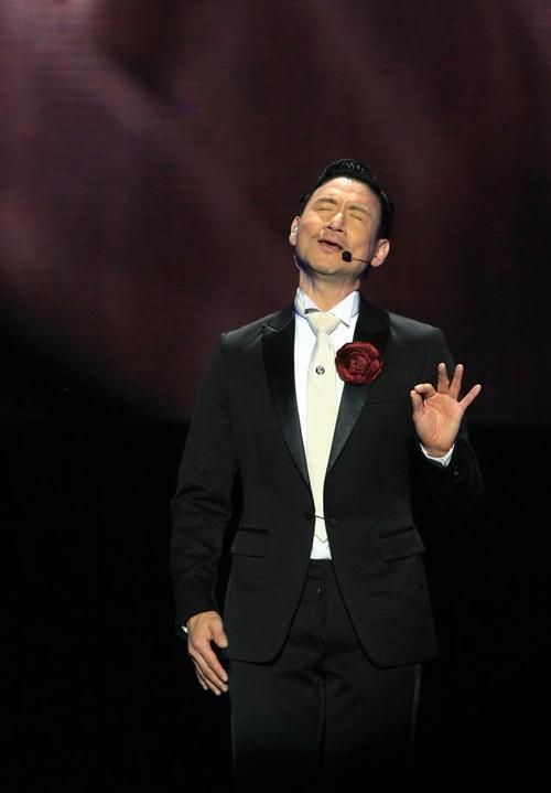 小城大爱 张学友为什么能火？歌神唱功真的不是盖的！