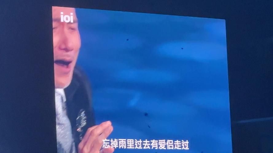 张学友 蓝雨 背后有什么故事？原来这首歌讲的是这个。