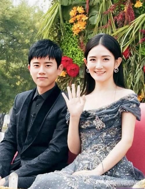 张杰谢娜罕见同台视频曝光！甜蜜互动羡煞旁人