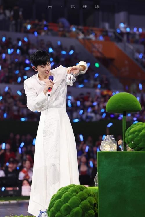张杰跨年演唱会2024：直播平台，线上也能一起狂欢！