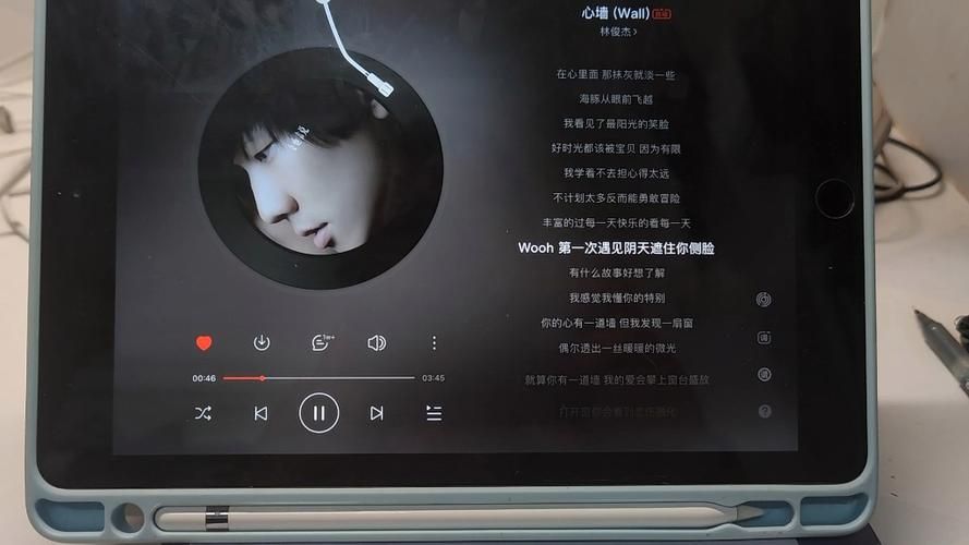 心墙 林俊杰歌词什么意思？带你读懂歌曲背后的故事。