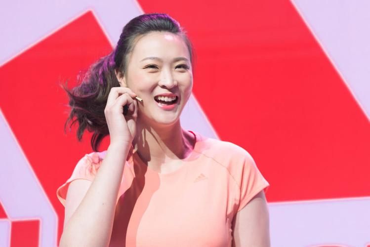 惠若琪李宇春合唱视频来了！快来一起欣赏吧！
