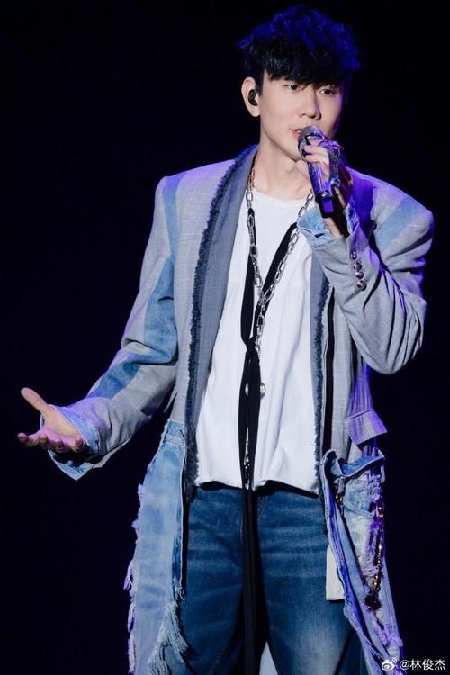 想看林俊杰现场视频？演唱会精华片段别错过！