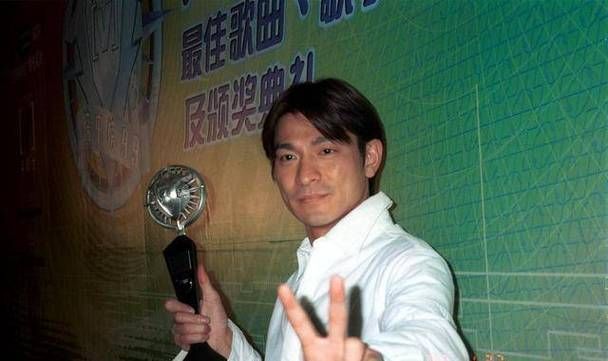 找刘德华视频素材用什么软件？这几款简单又好用！