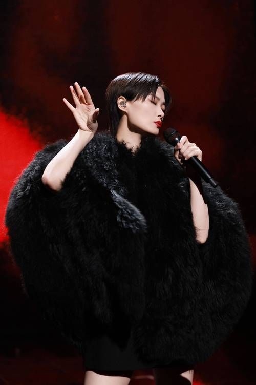 李宇春 zombie 到底好不好听？网友真实评价都在这里！