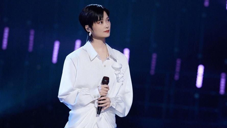 李宇春 普通disco 为什么能爆红？听听大家都是怎么说的！