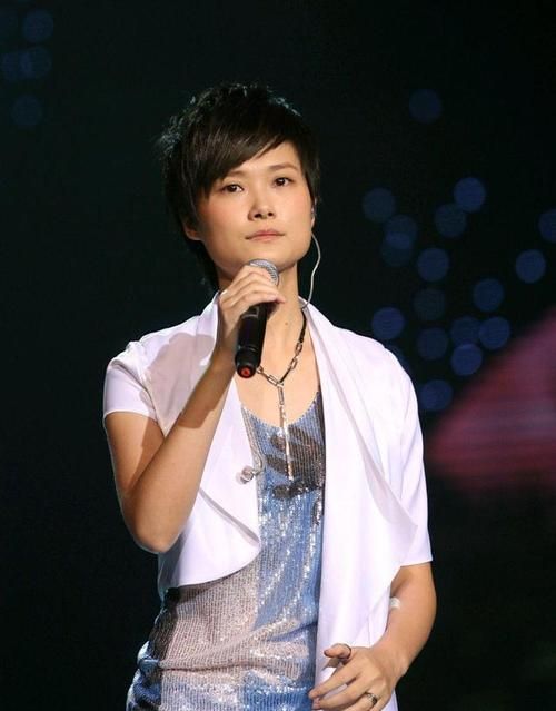 李宇春普通disco为什么这么火？听完这首歌你就彻底明白了！