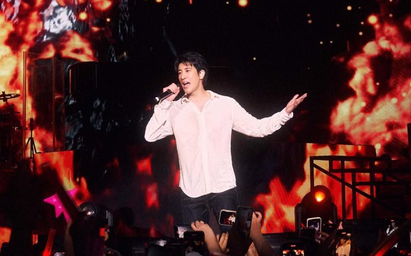 火力全开王力宏演唱会，带你重温经典歌曲与难忘瞬间！