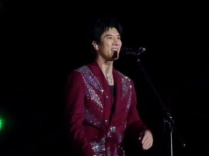 王力宏火力全开巡回演唱会启动！哪一站的表演最值得期待？