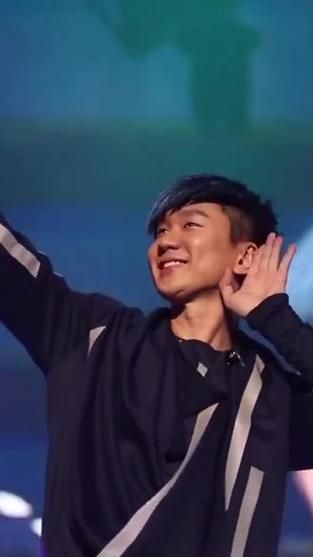 磕疯了！林俊杰金莎合唱，经典CP售后太甜了吧！