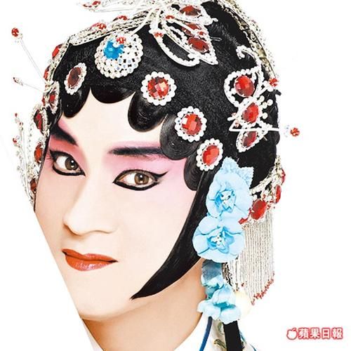 花旦周华健的戏曲扮相如何？听听专业人士的评价