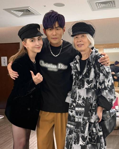 谁更胜一筹？周杰伦和宋祖英的音乐风格大PK，等你来评