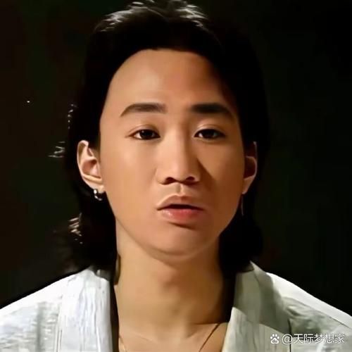谁模仿黄家驹最像？盘点那些神似的模仿者，太像了！