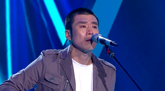 为什么说任柏儒唱歌有故事？感受他歌声里的沧桑