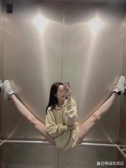 叉妹妹的视频好看在哪里？这几个特点让你一下就明白！