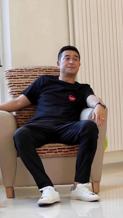 大家怎么评价张嘉瑞？来看看网友对他的真实看法！
