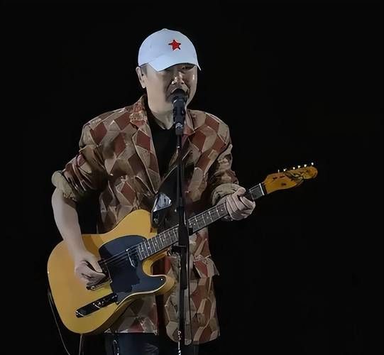 崔健的假行僧为什么能火这么多年？听听老歌迷怎么评价！