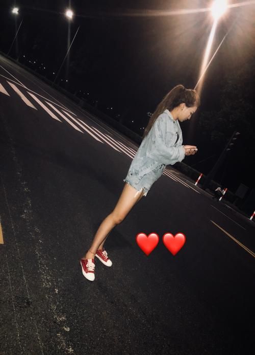 张伊伊是谁啊？关于她的详细信息看这里就够了！