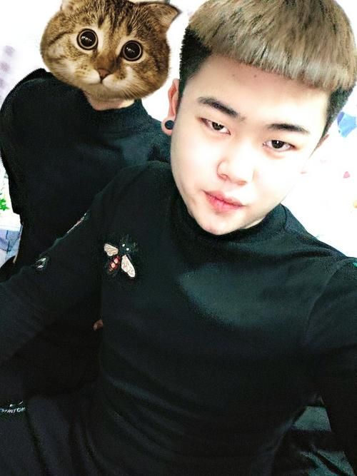 李心豪是谁啊？这里有关于他的详细介绍和背景！