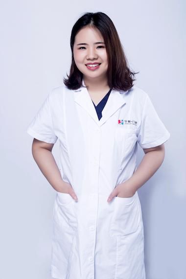 杨冰心最近有什么新消息？关注她的最新动态资讯！