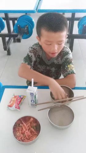 秦铭鸿的成功秘诀是什么？学习秦铭鸿的经验分享！