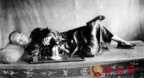 老黑奴这个称呼怎么来的？了解一段沉重的历史过往。