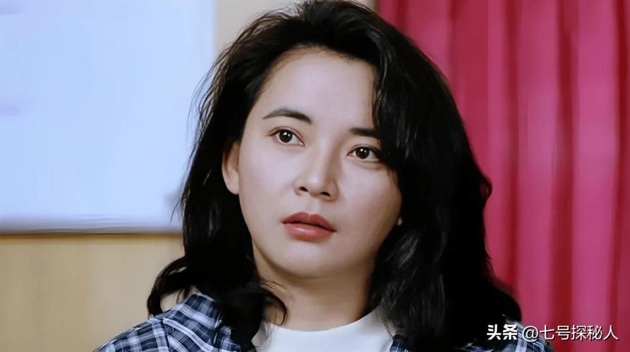 胡慧盈的个人简介哪里找？这篇文章给你全面的信息。