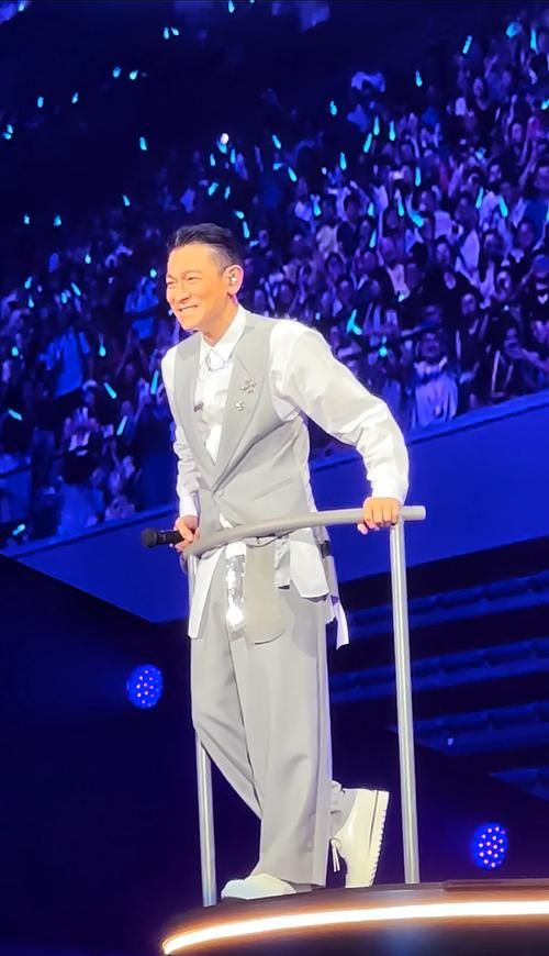 2013刘德华北京演唱会精彩回顾 天王经典金曲全记录