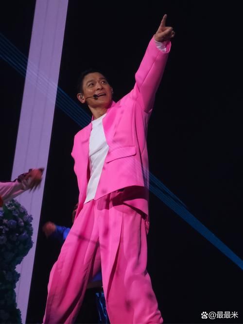 2013湖南台跨年刘德华精彩表演回顾