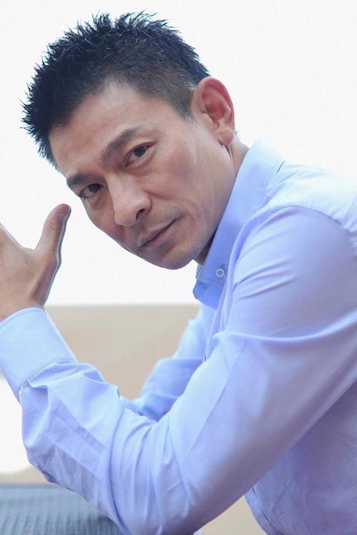 2023最火微信头像：刘德华高清帅气图片