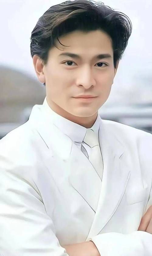 33岁的刘德华1994：冻龄男神依旧青春活力四射