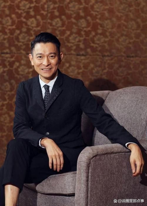 60岁刘德华头发现状如何？保养秘诀大公开