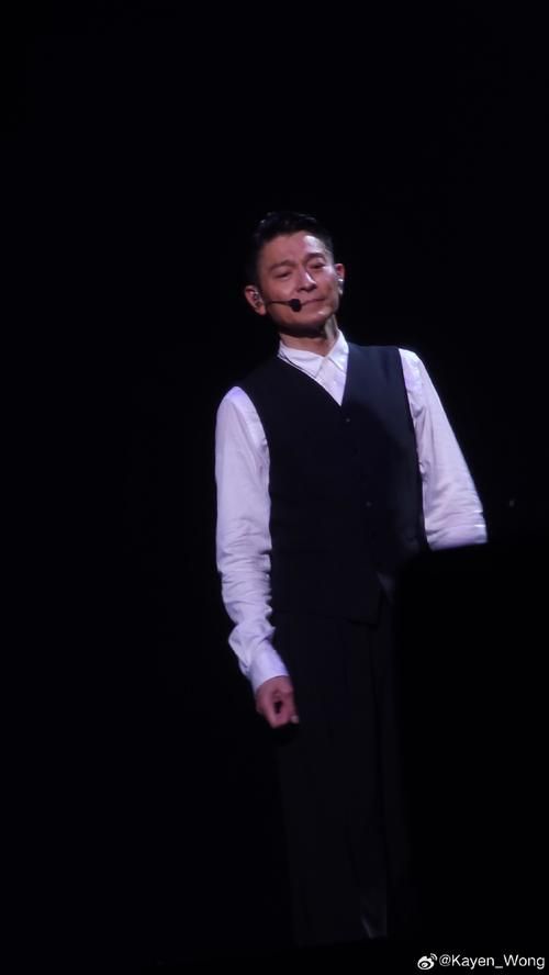 60岁刘德华西装造型曝光：高清图片赏析