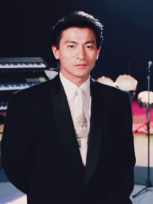 60岁刘德华西装造型曝光：高清图片赏析