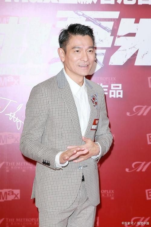 60岁的刘德华近况如何？白发照片曝光引网友泪目