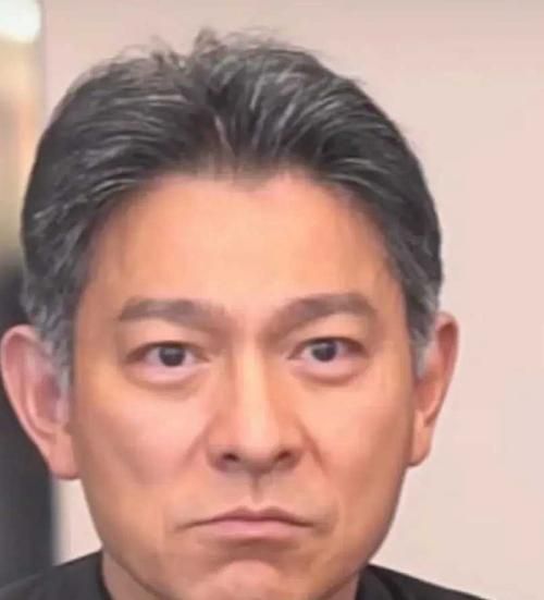 64岁刘德华头发依旧乌黑浓密，保养秘诀是什么？