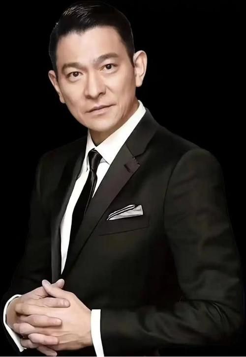 64岁刘德华头发依旧乌黑浓密，保养秘诀是什么？